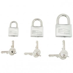 SET OF 3 SHORT SHACKLE...